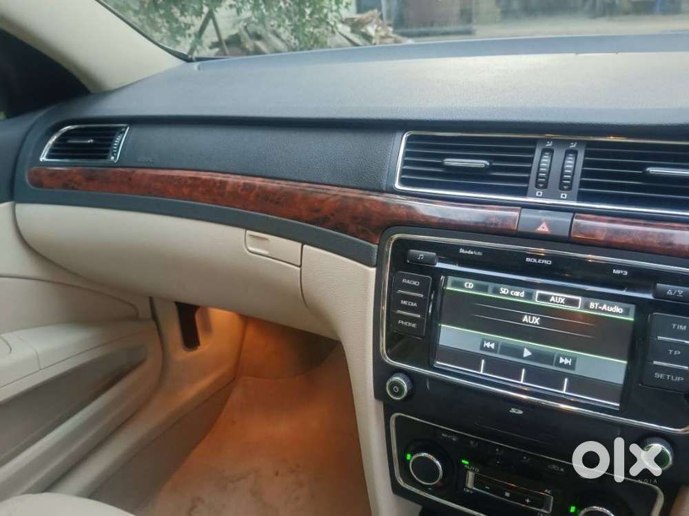 Skoda Superb Corporate 1.8 Tsi Mt, 2011, Petrol