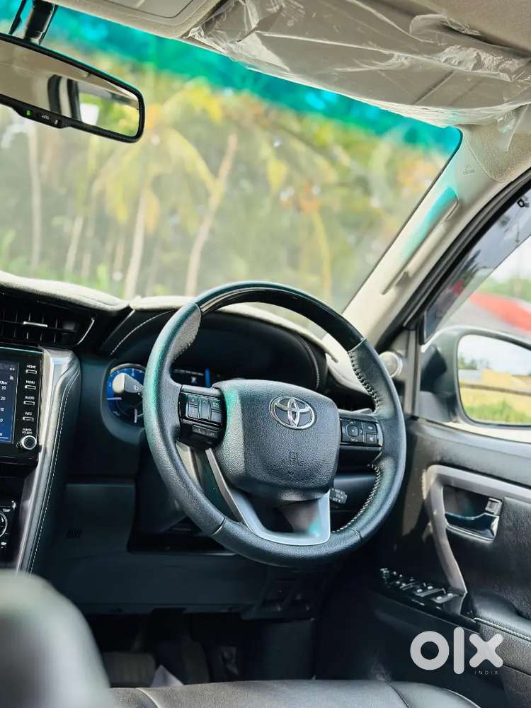 Toyota Fortuner 2022 Petrol Second Owner