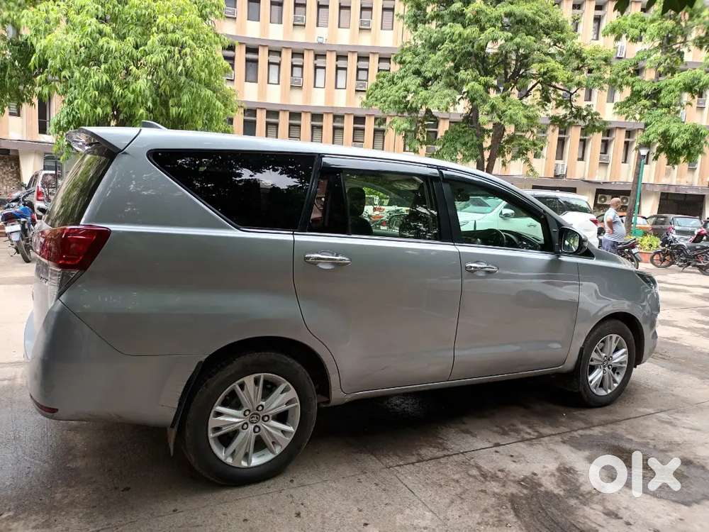 Toyota Innova Crysta 2019 Diesel Manual