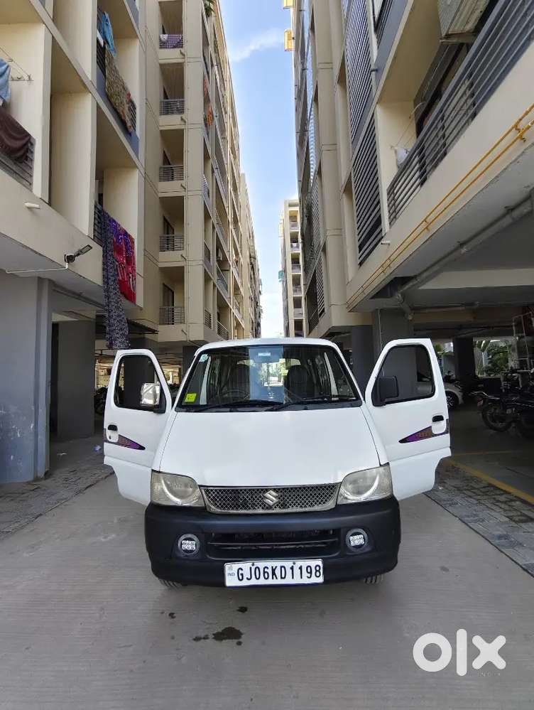 Maruti Suzuki Eeco 2016