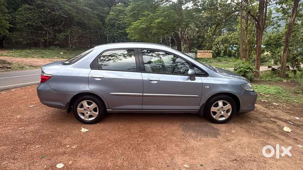 Honda City Zx 2006 Petrol Well Maintained