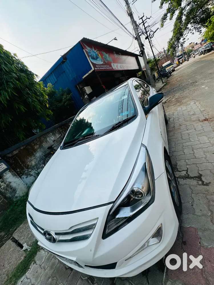 Hyundai Verna Petrol 2016