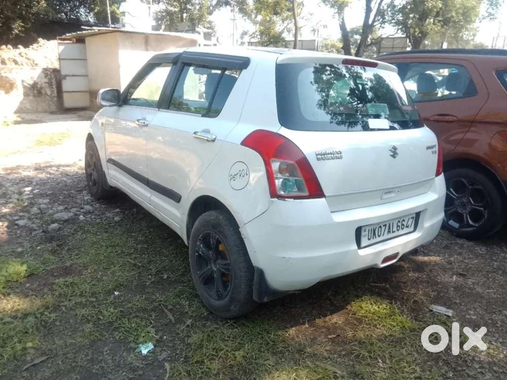 Maruti Suzuki Swift Vxi, 2011, Petrol