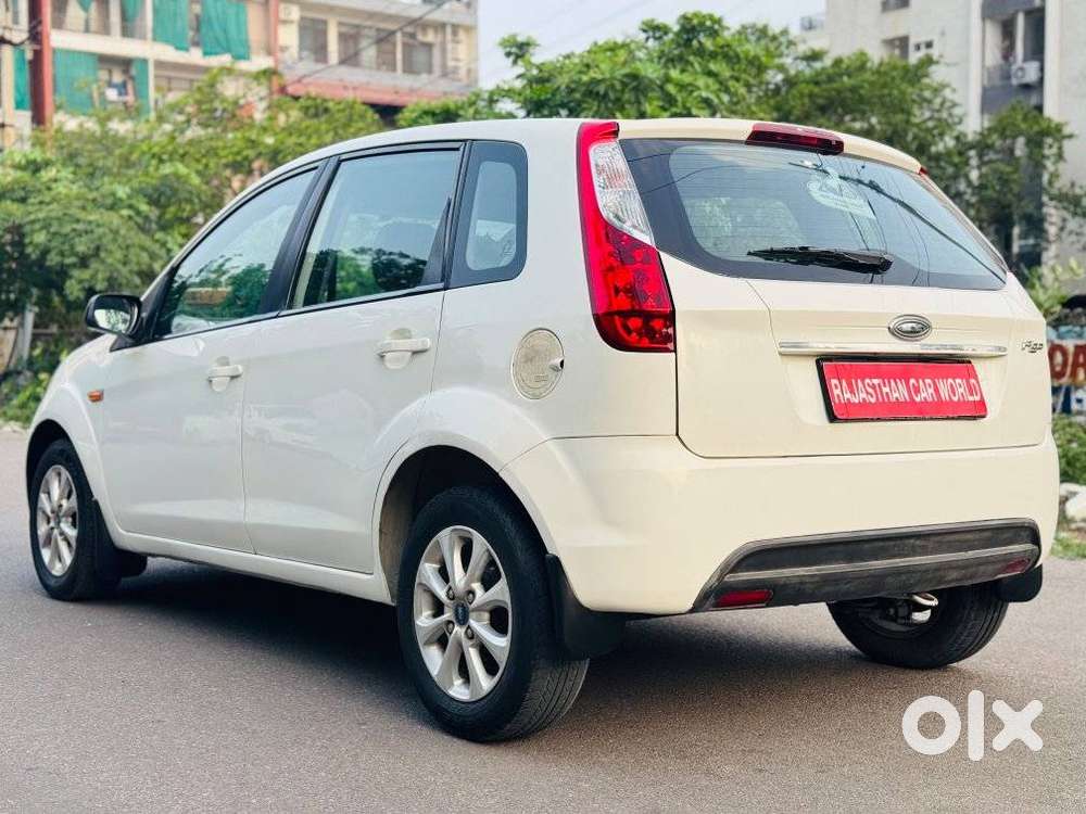 Ford Figo, 2012