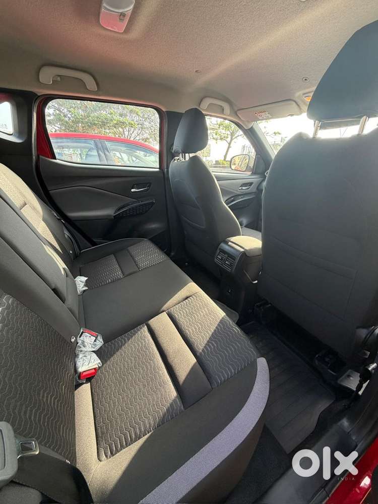 Nissan Magnite Petrol Manual 2025