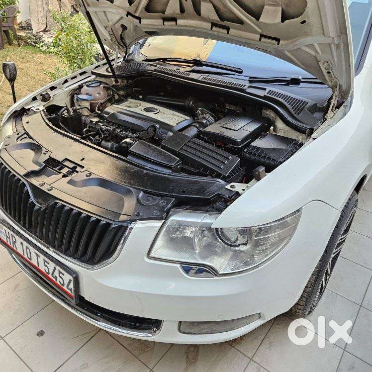 Skoda Superb 1.8 Elegance Tsi At, 2012, Petrol