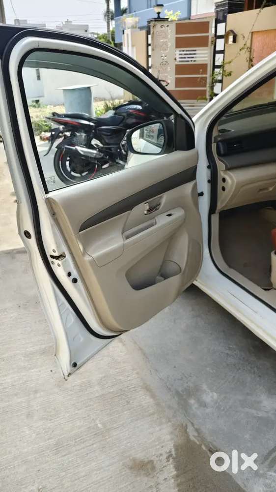 Maruti Suzuki Ertiga Vxi 2021