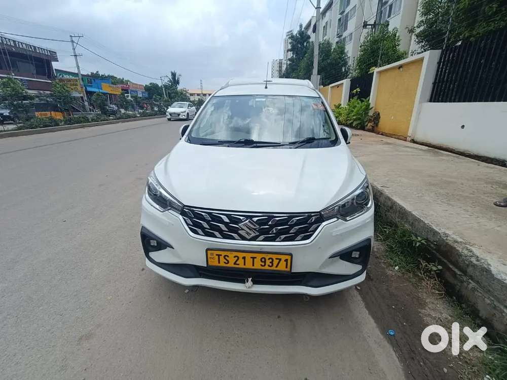 Maruti Suzuki Ertiga 2023 Petrol Well Maintained