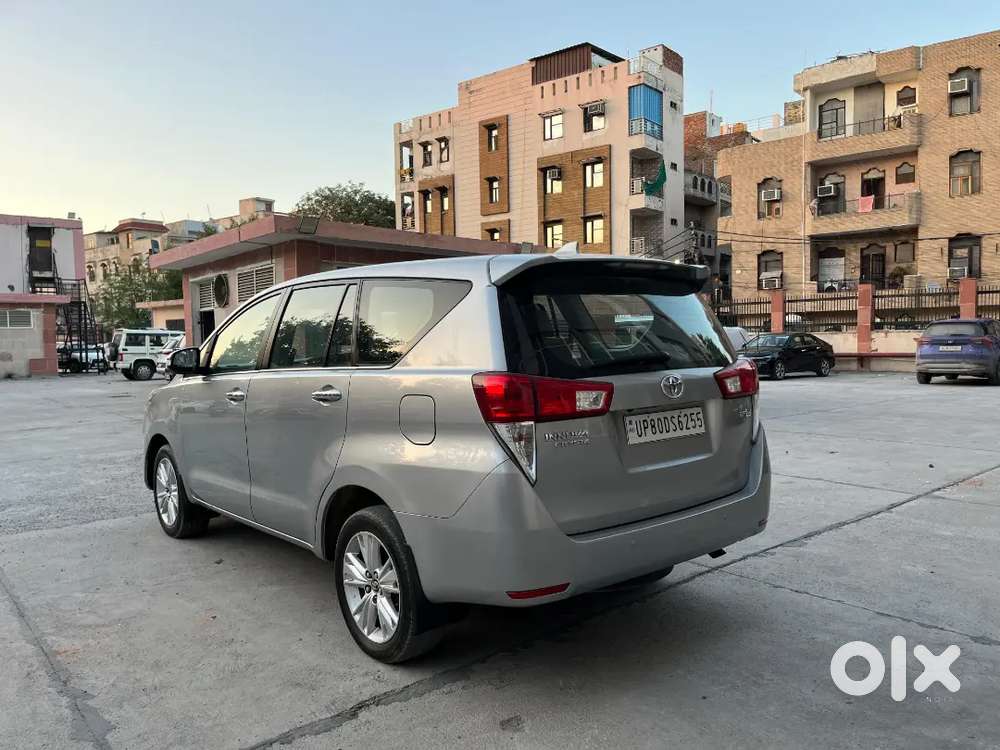 Innova Crysta For Sale-excrllent Condition
