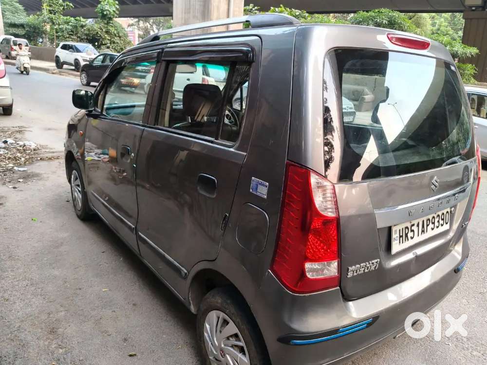 Maruti Suzuki Wagon R 2011 Model Showroom Cng Fitted