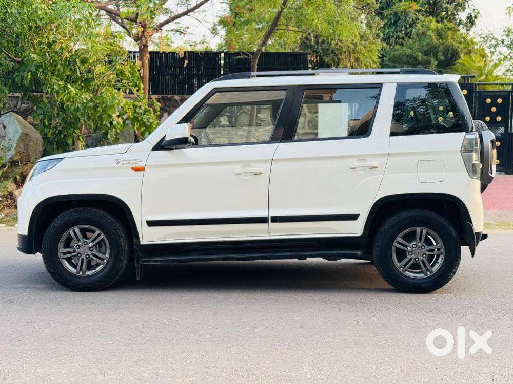 Mahindra Tuv 300 T10, 2020, Diesel