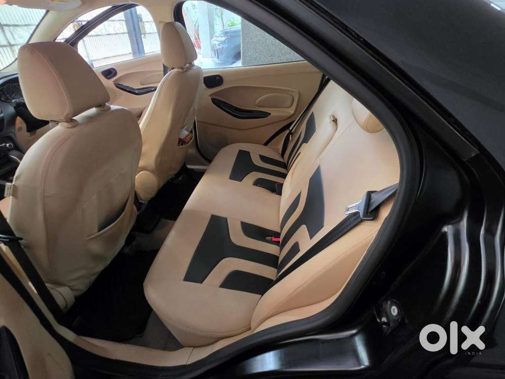 Ford Aspire Titanium Blu 2016