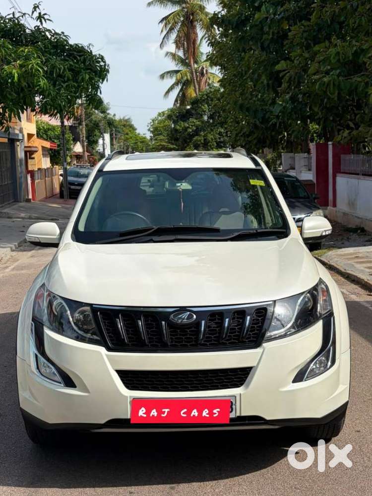 Mahindra Xuv500 2.2 W10, 2015, Diesel