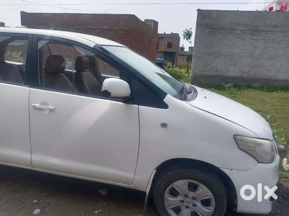 Toyota Innova 2.5 G3 2014 Diesel Manual