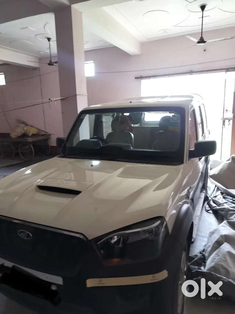 Mahindra Scorpio Classic Diesel Automatic 2016