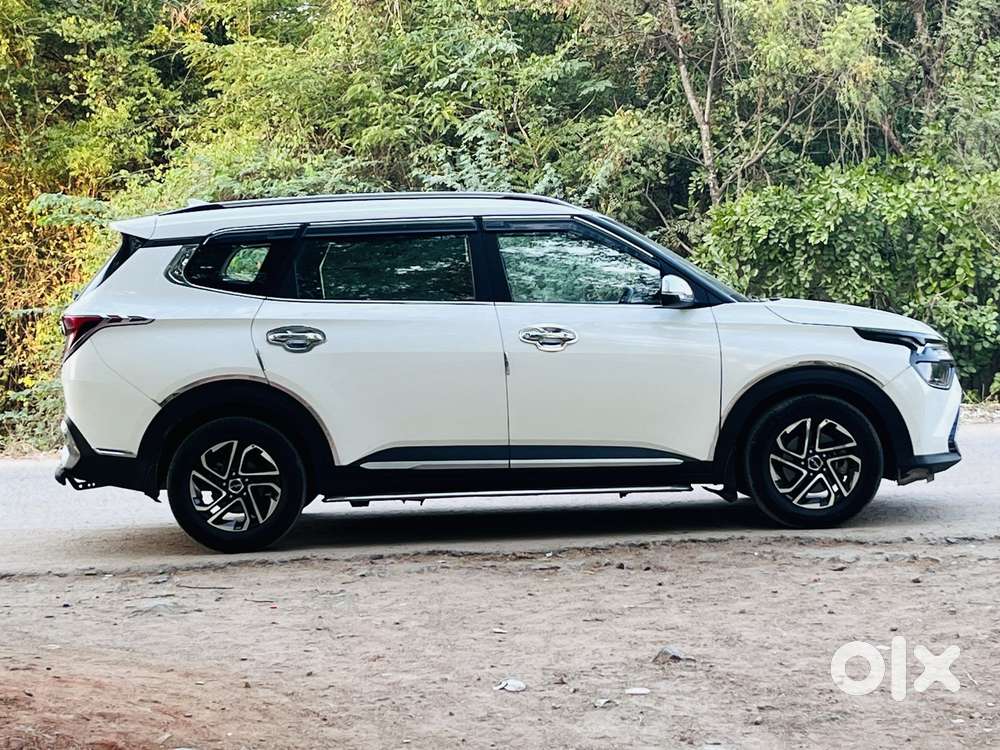 Kia Carens, 2022, Petrol