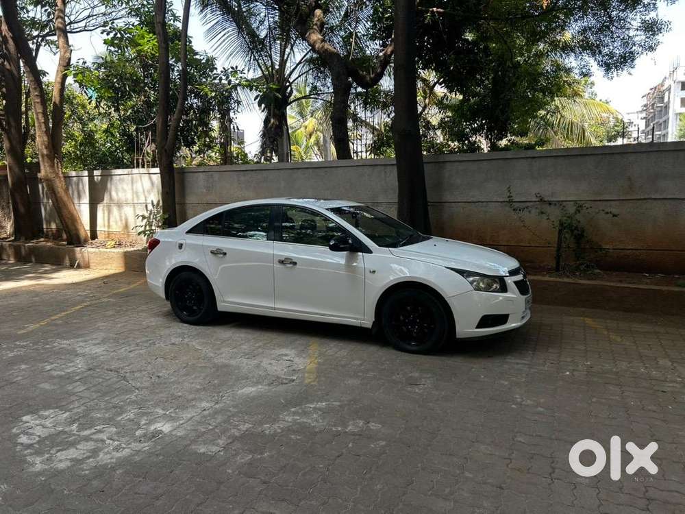Chevrolet Cruze 2011 Automatic