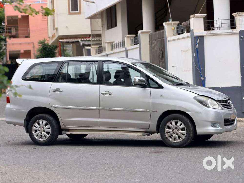 Toyota Innova 2.5 V 7 Str, 2012, Diesel
