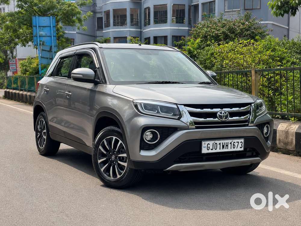 Maruti Suzuki Brezza 1.5 Zxi Smart Hybrid, 2022, Petrol
