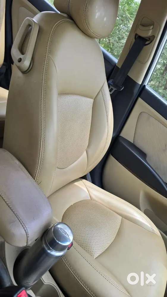 Good Condition  Good Mileage   Dec 2016 Ki Registration 2017 Me Hai