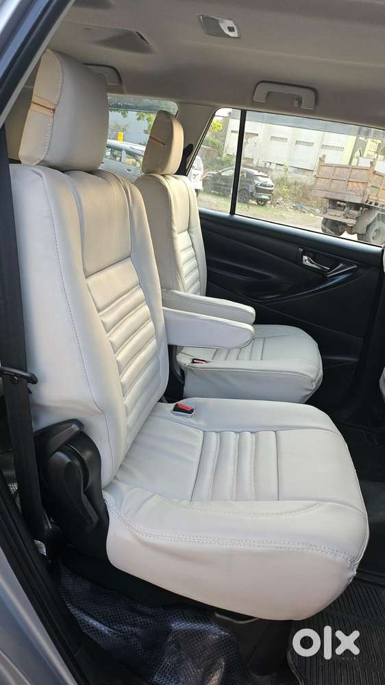 Toyota Innova Crysta 2.4 G Mt 7 Str, 2022, Diesel