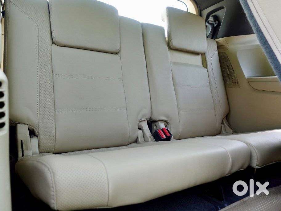 Ford Endeavour 2.2 Titanium 4x2 At, 2019, Diesel