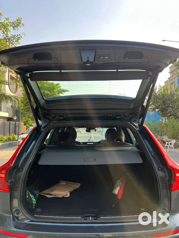 Volvo Xc60 2022 Petrol 14200 Km Driven