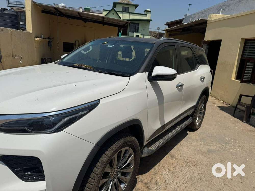 Toyota Fortuner November 2025 Diesel 8000 Km Driven