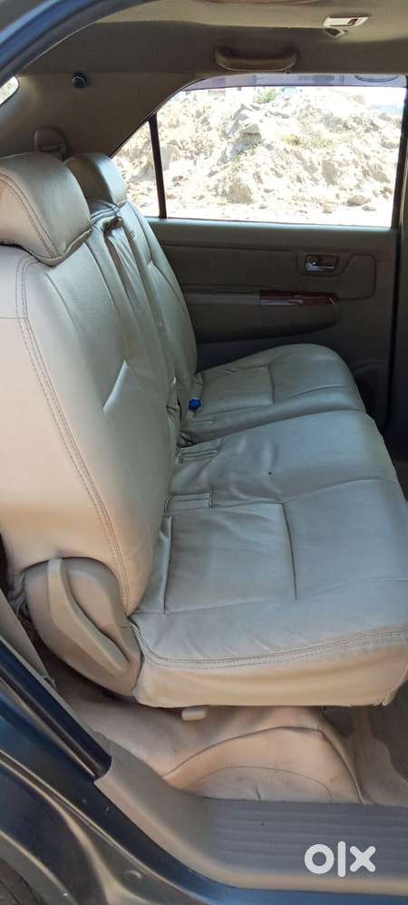 Toyota Fortuner, 2010, Diesel