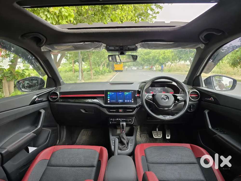 Skoda Slavia 2025 Petrol 6800 Km Driven