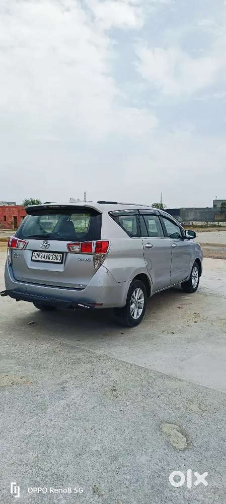 Toyota Innova Crysta 2018 Variant