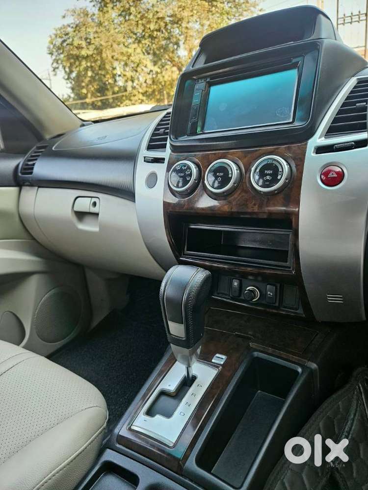 Mitsubishi Pajero Sport 4x2 Automatic, 2016, Diesel