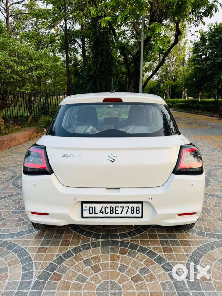 Maruti Suzuki Swift Lxi Optional-o, 2025, Petrol