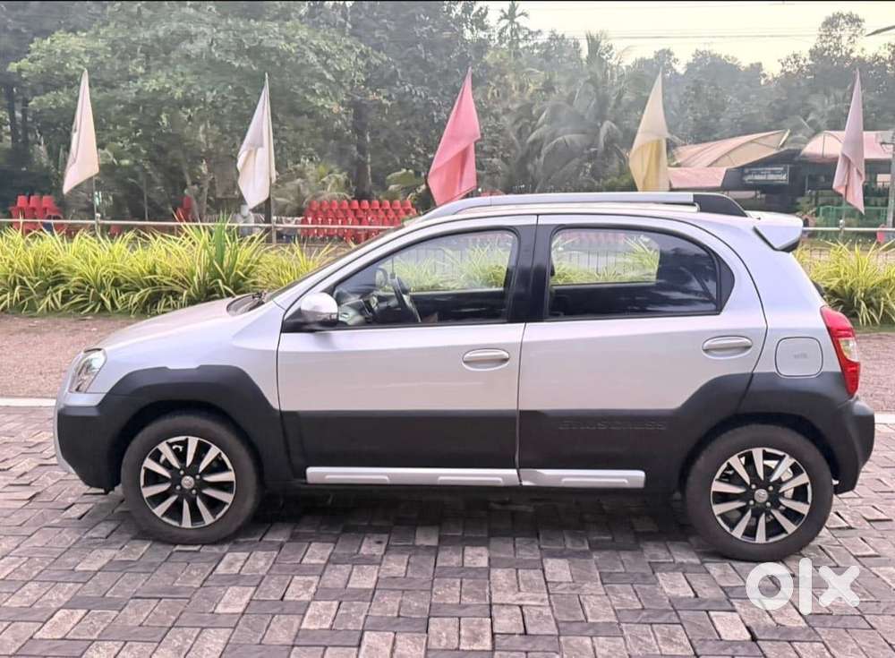 Toyota Etios Cross 1.2l G, 2014, Petrol