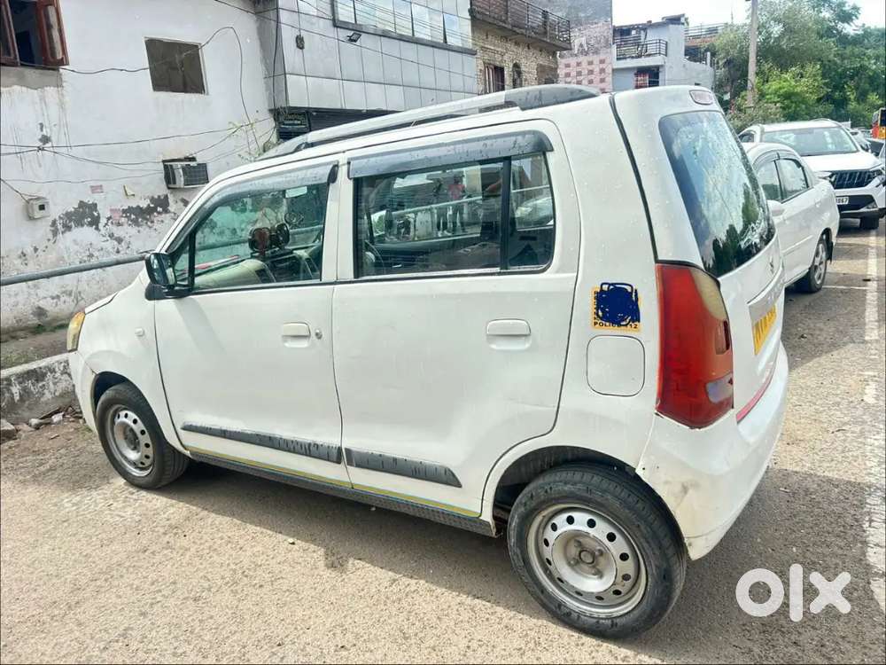Commercial Pb01 Wagon R Available For Sale