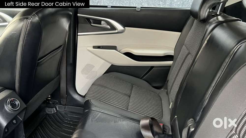 Kia Carens 1.4 Prestige Plus Turbo 7 Str, 2022, Petrol