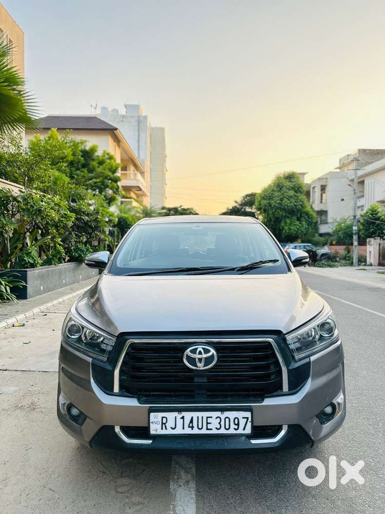 Toyota Innova Crysta 2.4 Z 7 Str, 2016, Diesel