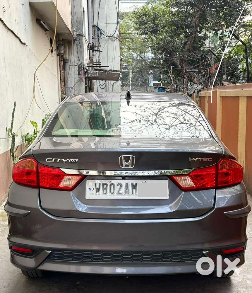 Honda City Vx 2017 November - Tax 2027 November
