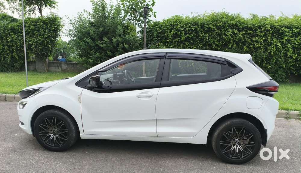 Tata Altroz 1.2 Xz Plus Petrol, 2020, Petrol