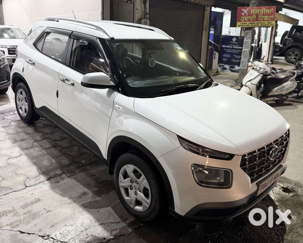 Hyundai Venue S 1.2 Petrol, 2021, Petrol