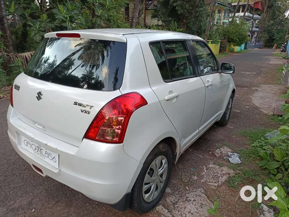 Maruti Suzuki Swift 2009 Petrol 67000 Km Driven
