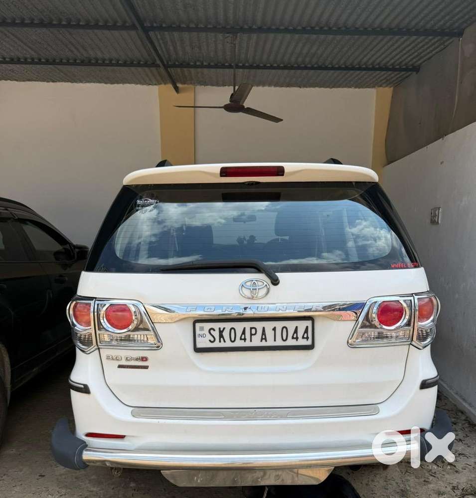 Toyota Fortuner 2012 Diesel Well Maintained