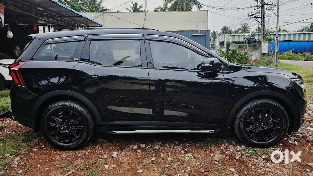 Xuv700 Ax7 L 2025 Black Edition