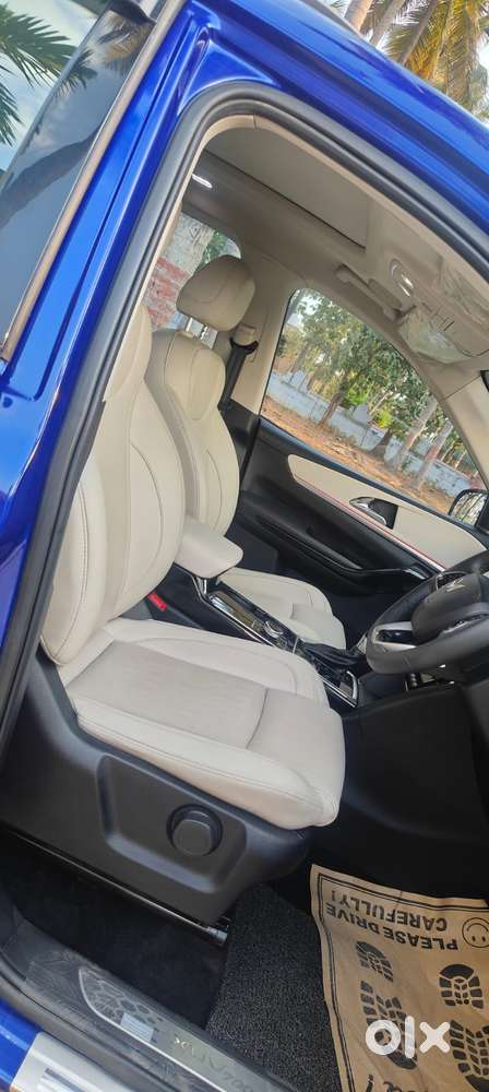 Mahindra Xuv700, 2022, Diesel