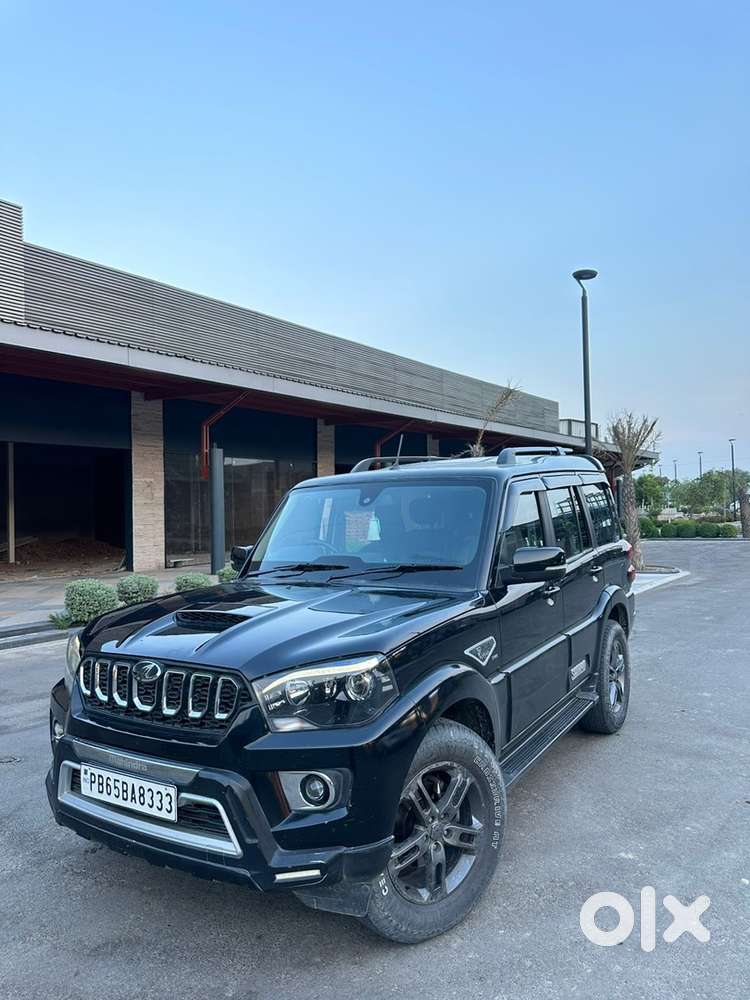 Mahindra Scorpio Classic 2021