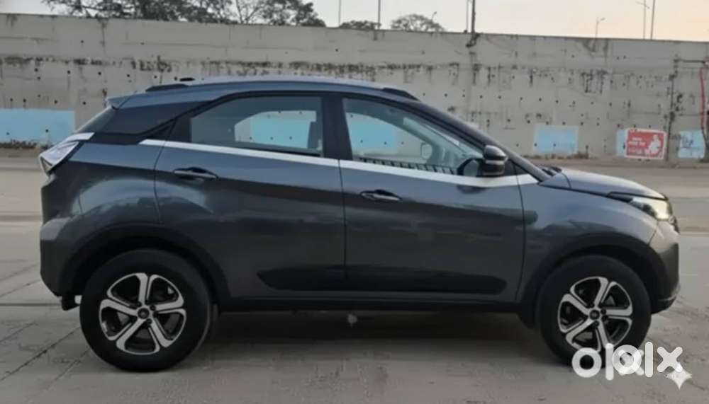 Tata Nexon Creative Plus S 1.2 Revotron Petrol 6 Mt, 2022, Petrol