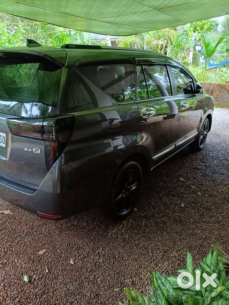 Toyota Innova Crysta 2018 Model Z Well Maintained