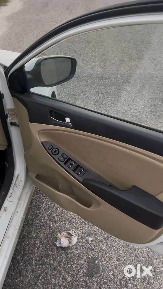 Hyundai Verna 2014 Push Button Start Cng & Hybrids Well Maintained