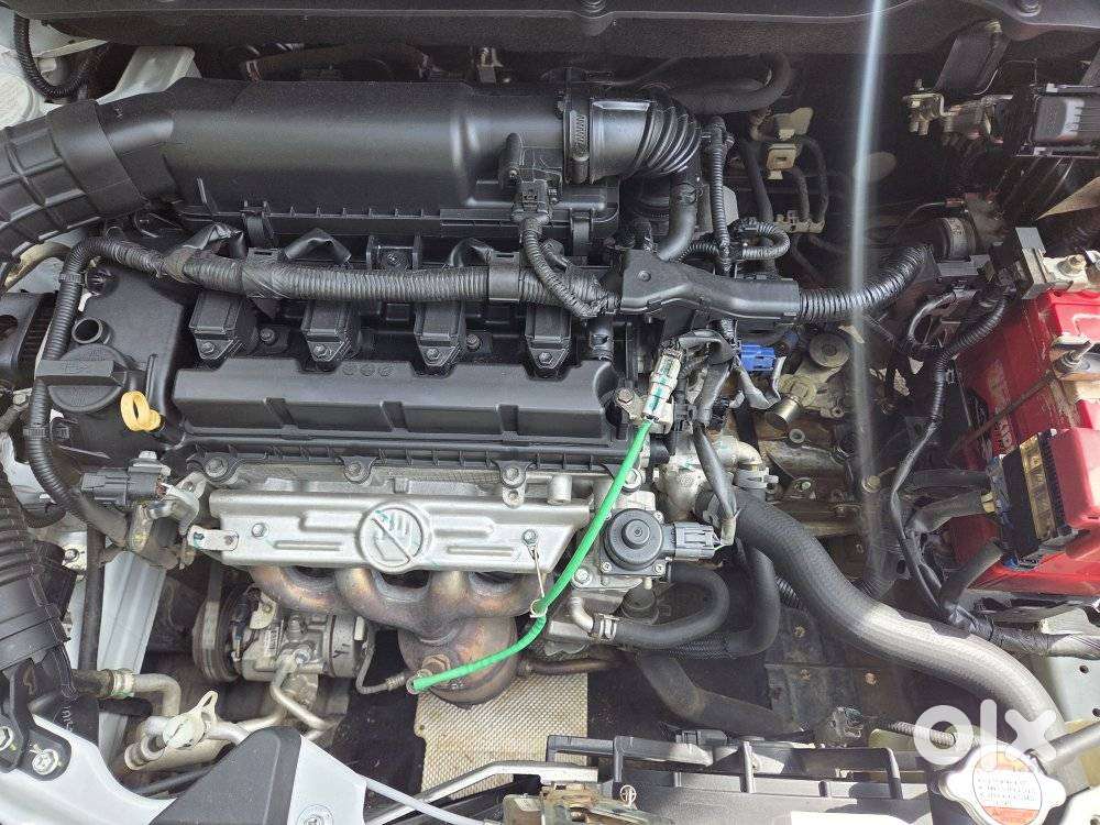 Maruti Suzuki Swift Vxi + Manual, 2021, Petrol