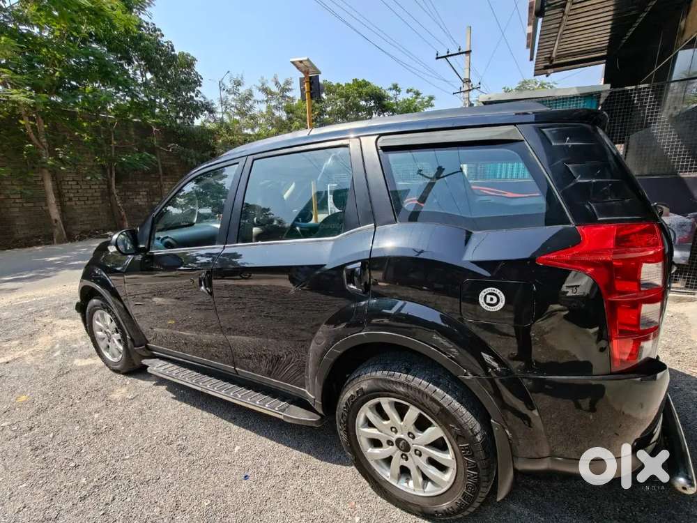Xuv 500 With Neat Condition